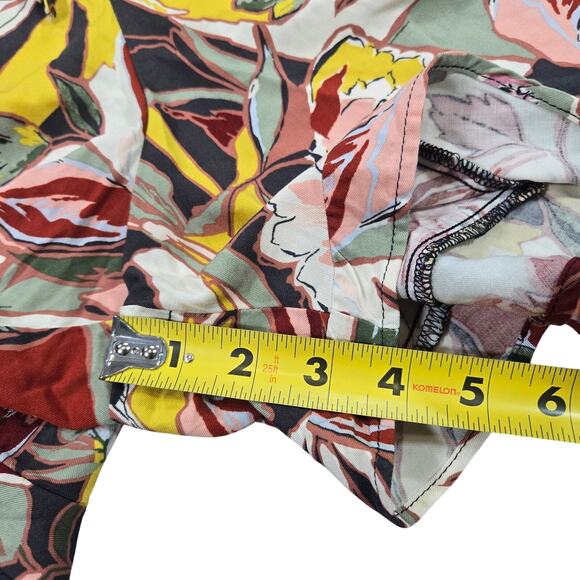 Torrid Sz 4XL Wom Romper Short Sleeve Tropical Floral Print Pockets Spring Break - Picture 6 of 13